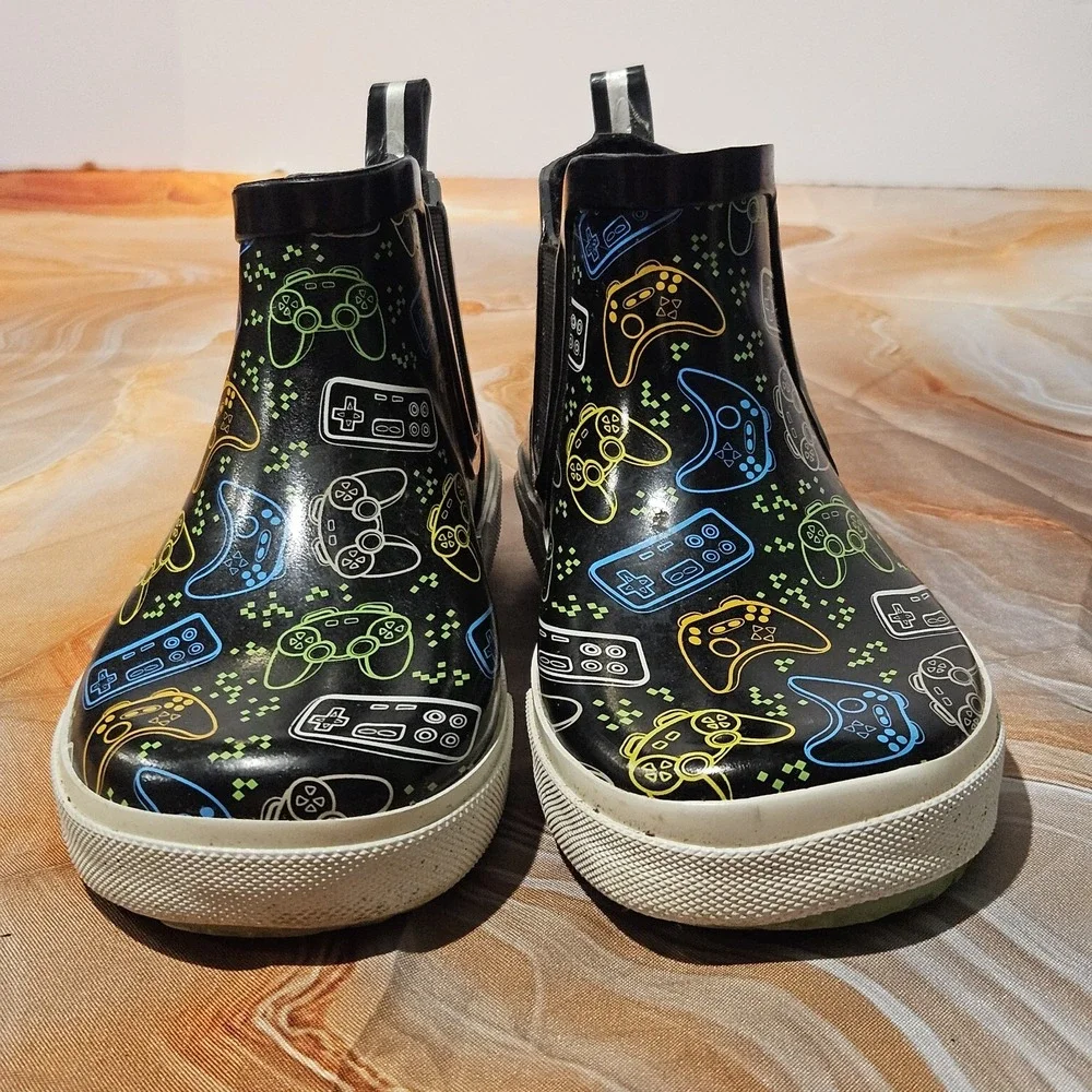 Lily & Dan Kids Rain Boots Size 13/1 Black Video Game Controller Print